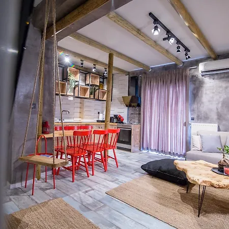 Thesseasyliving Appartamento